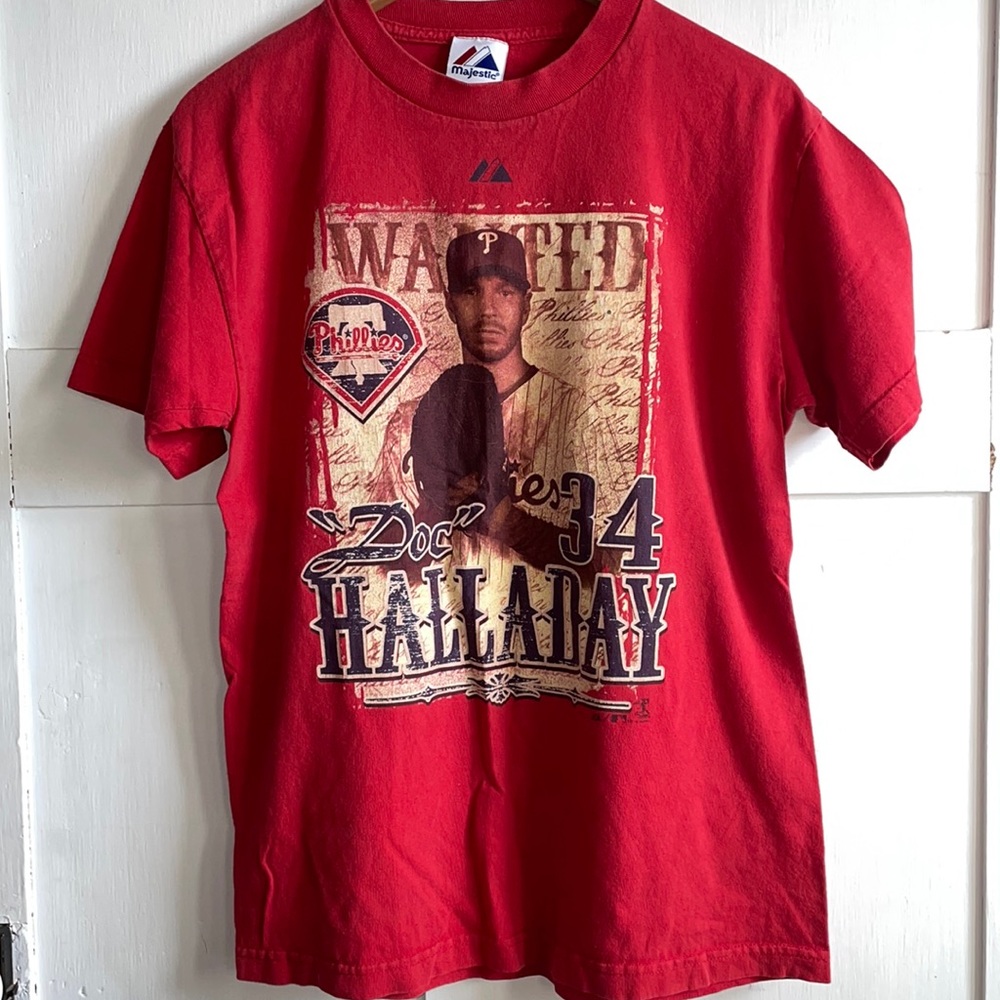 Phillies Vintage Hall of Fame Doc Halladay Philadelphia Short Sleeve T-shirt
